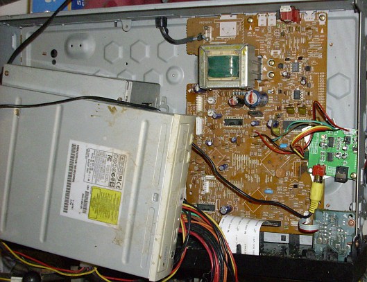 DIR9001 board installed in PD-204 CD player